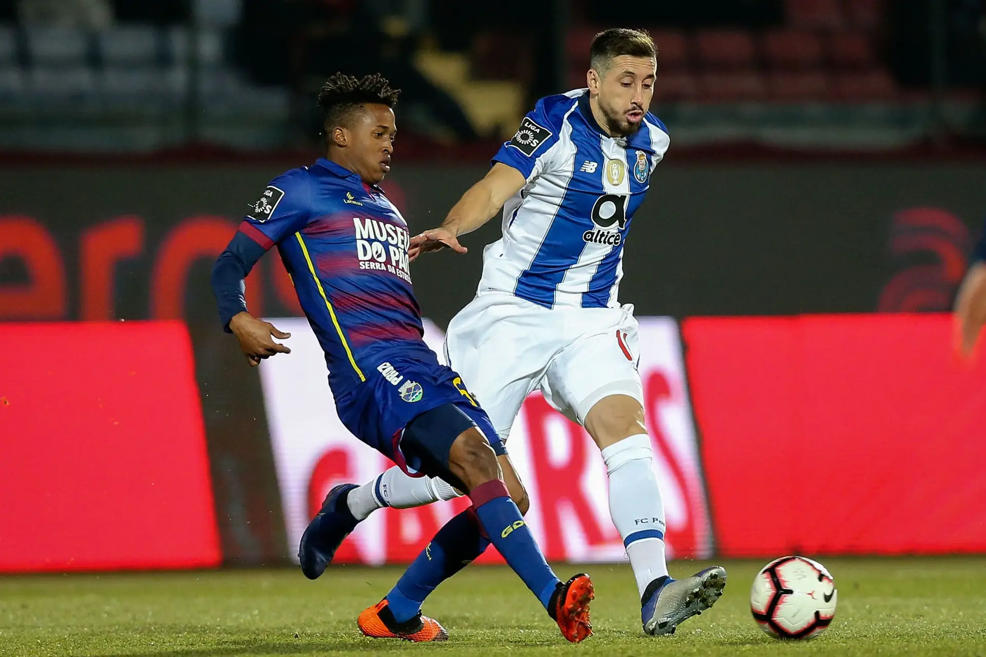 FC Porto vence em Chaves por 4-1