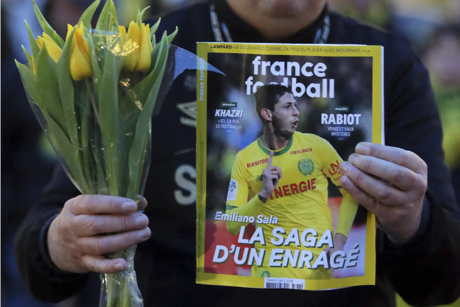 Após confirmação da morte, Nantes aposenta a camisa 9 de Emiliano Sala