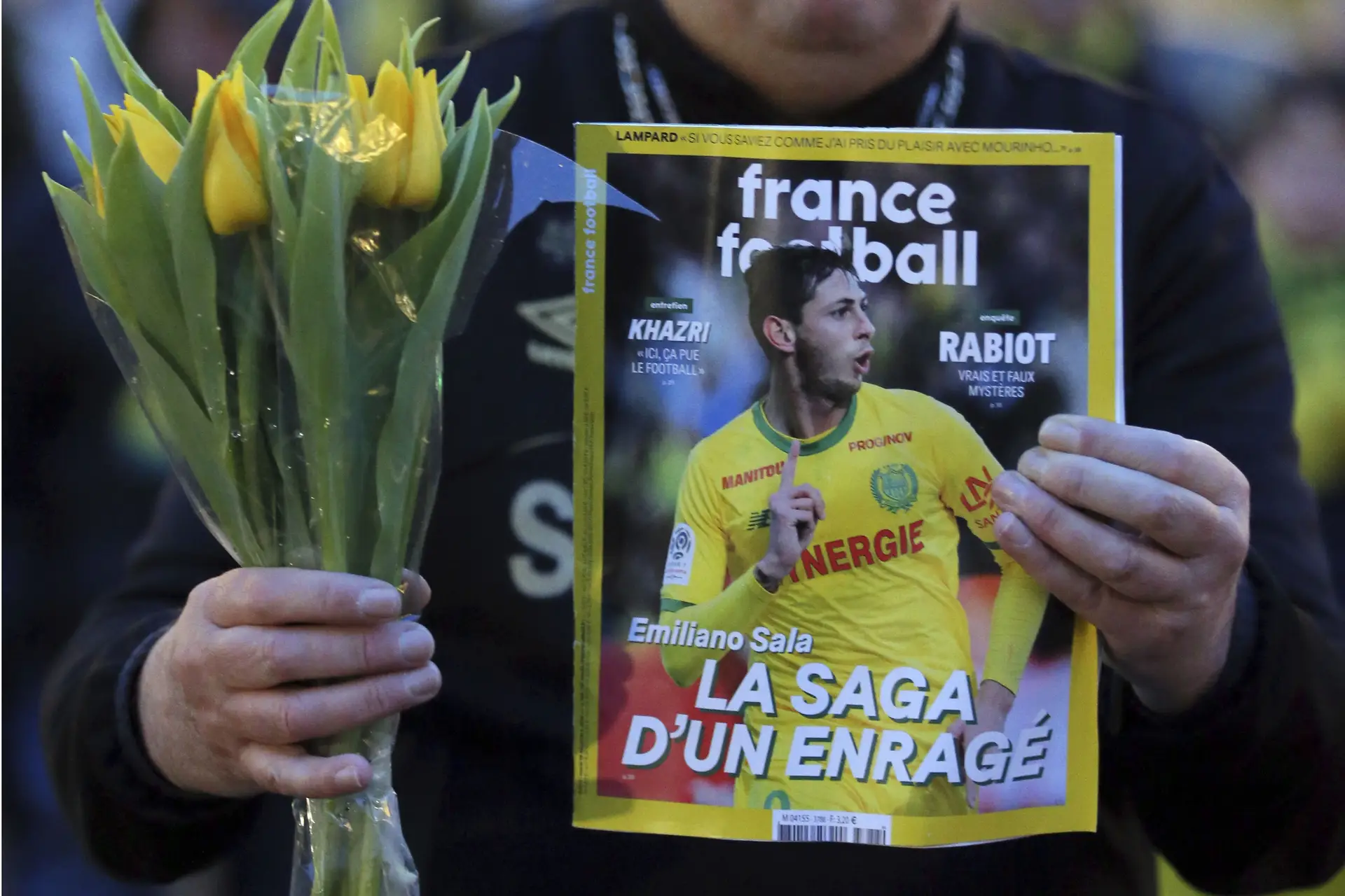 Emiliano Sala está desaparecido, mas Nantes pede dinheiro da