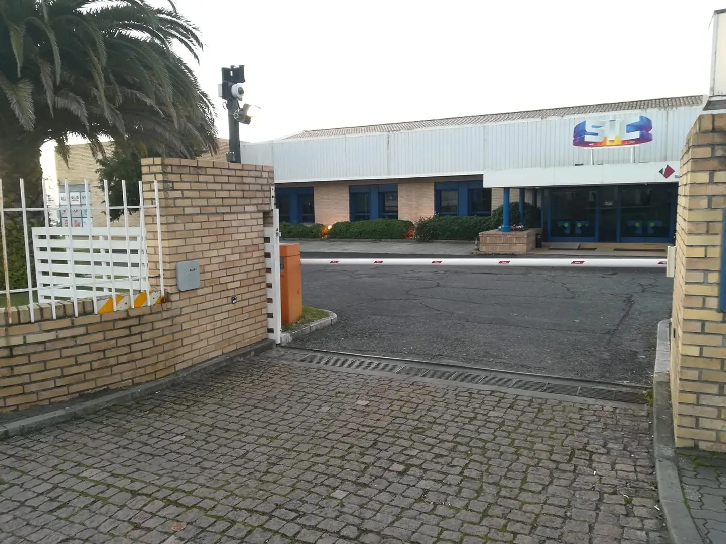 Visita guiada a uma televisão em mudanças