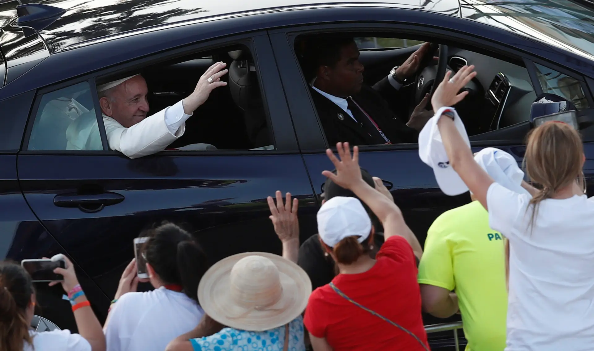 Papa diz que migrantes na América Central "não são portadores de um mal social"