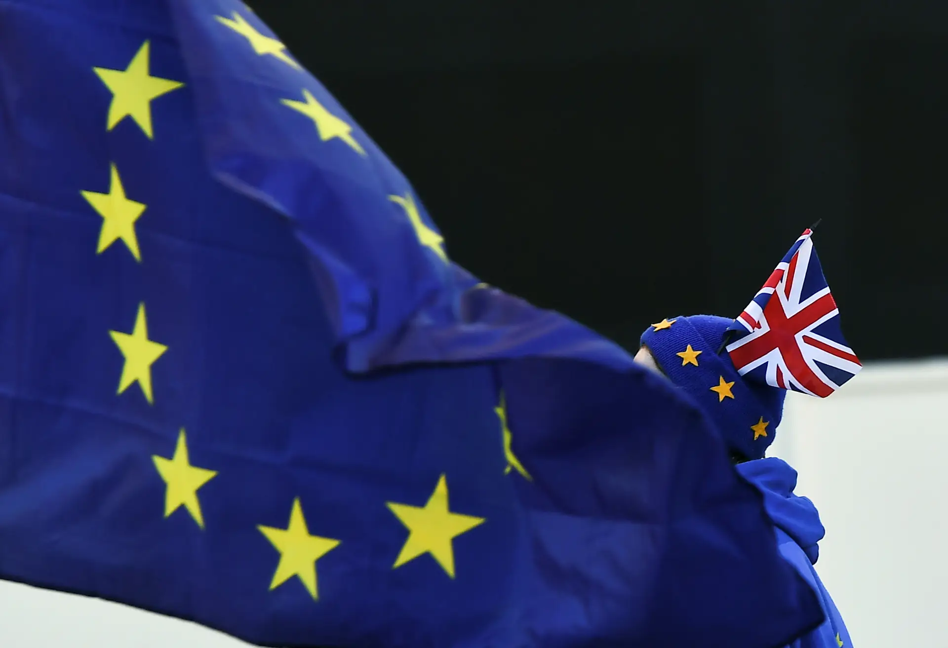 Parlamento britânico decide futuro do Reino Unido na terça-feira
