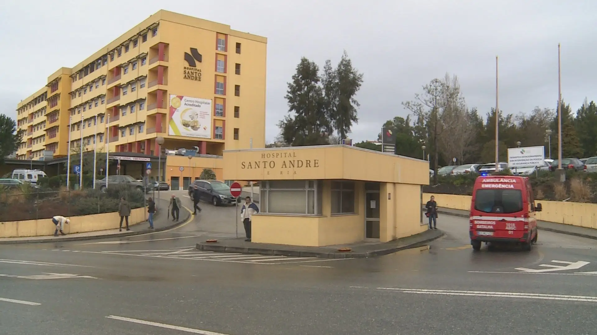 Covid-19: Centro Hospitalar de Leiria quase no limite de camas para internamento
