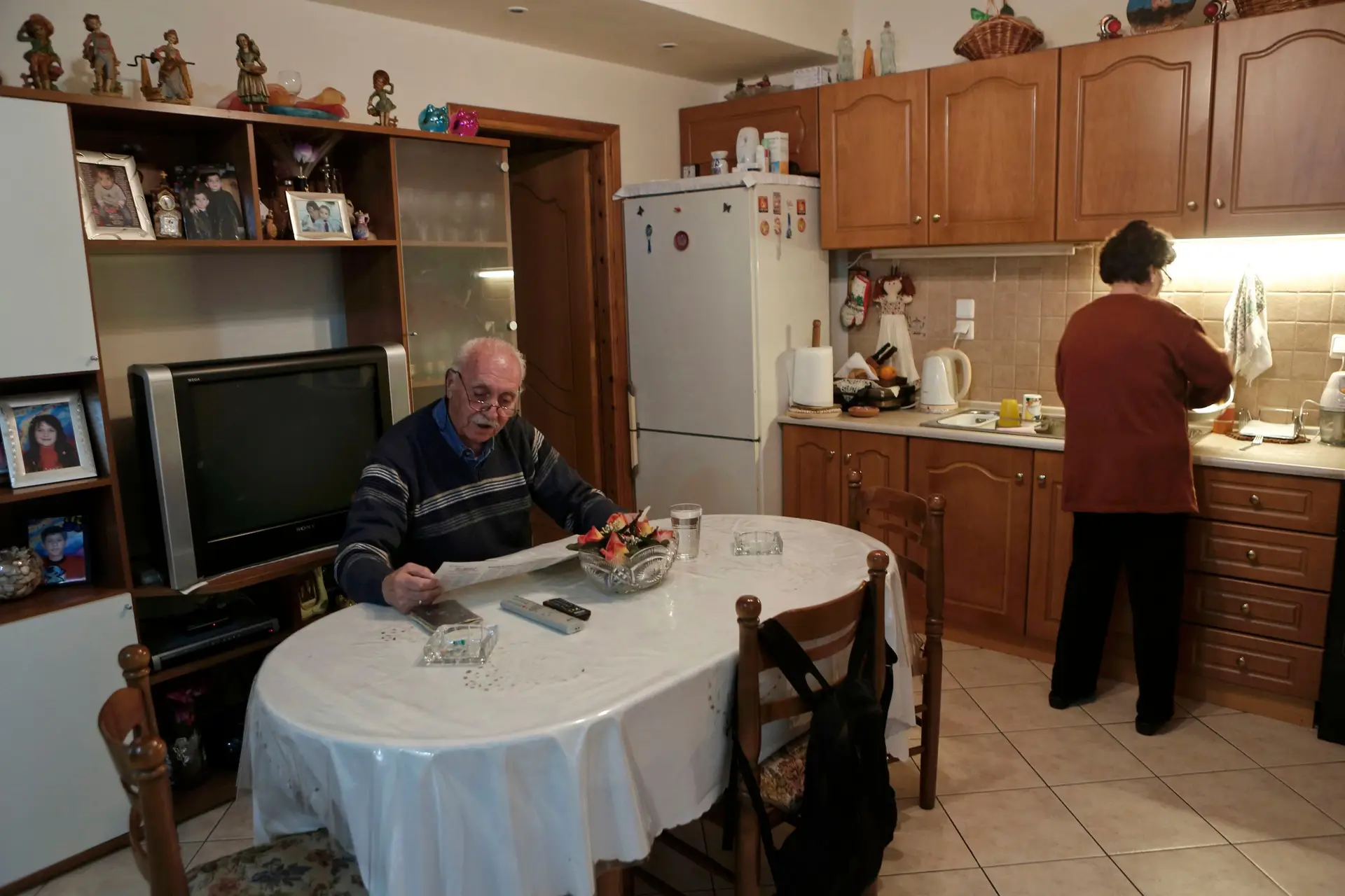 Faltam 5 gerações para os homens portugueses partilharem tarefas domésticas