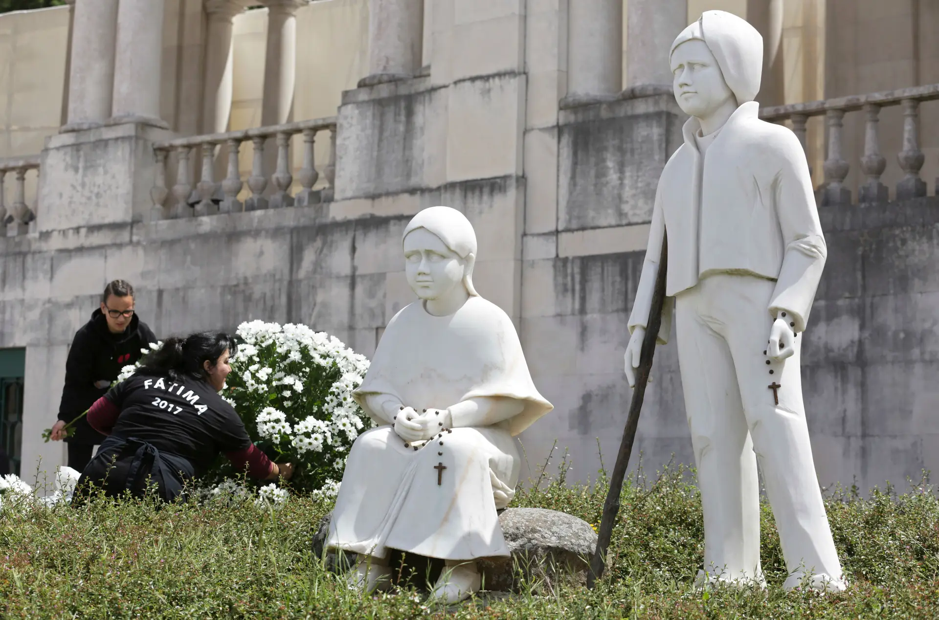 "Cura inexplicável" de criança de 6 anos atribuída aos pastorinhos
