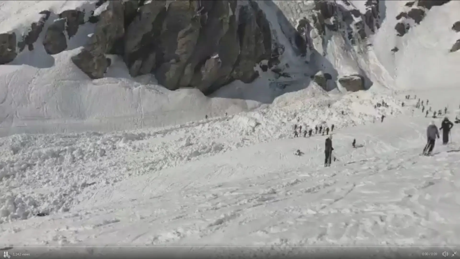 Pelo menos 10 desaparecidos após avalanche na Suíça