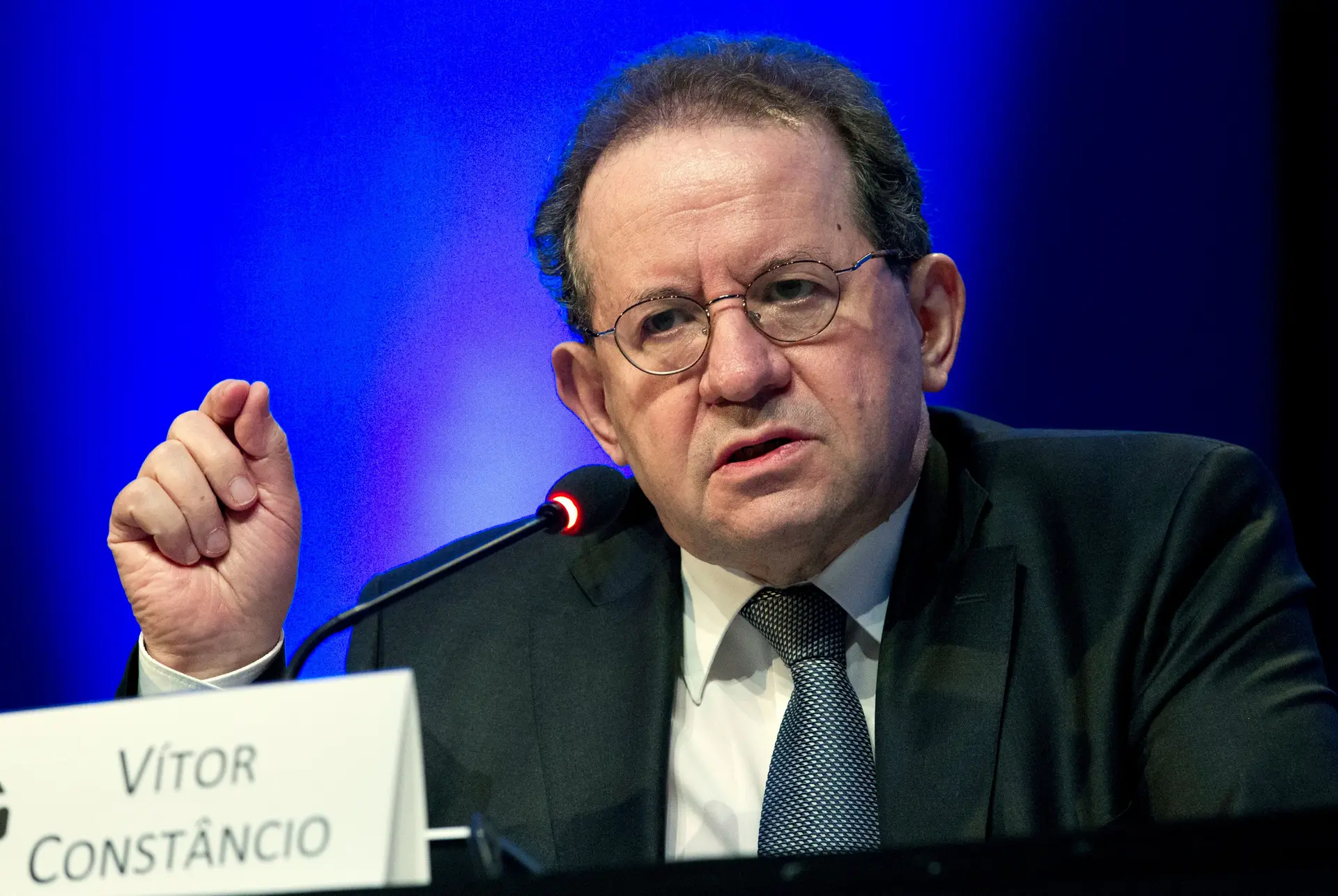 Constâncio garante que não esteve na reunião que aprovou posição de Berardo no BCP