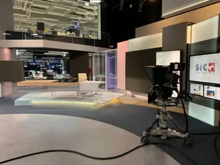 estudio noticias.JPG