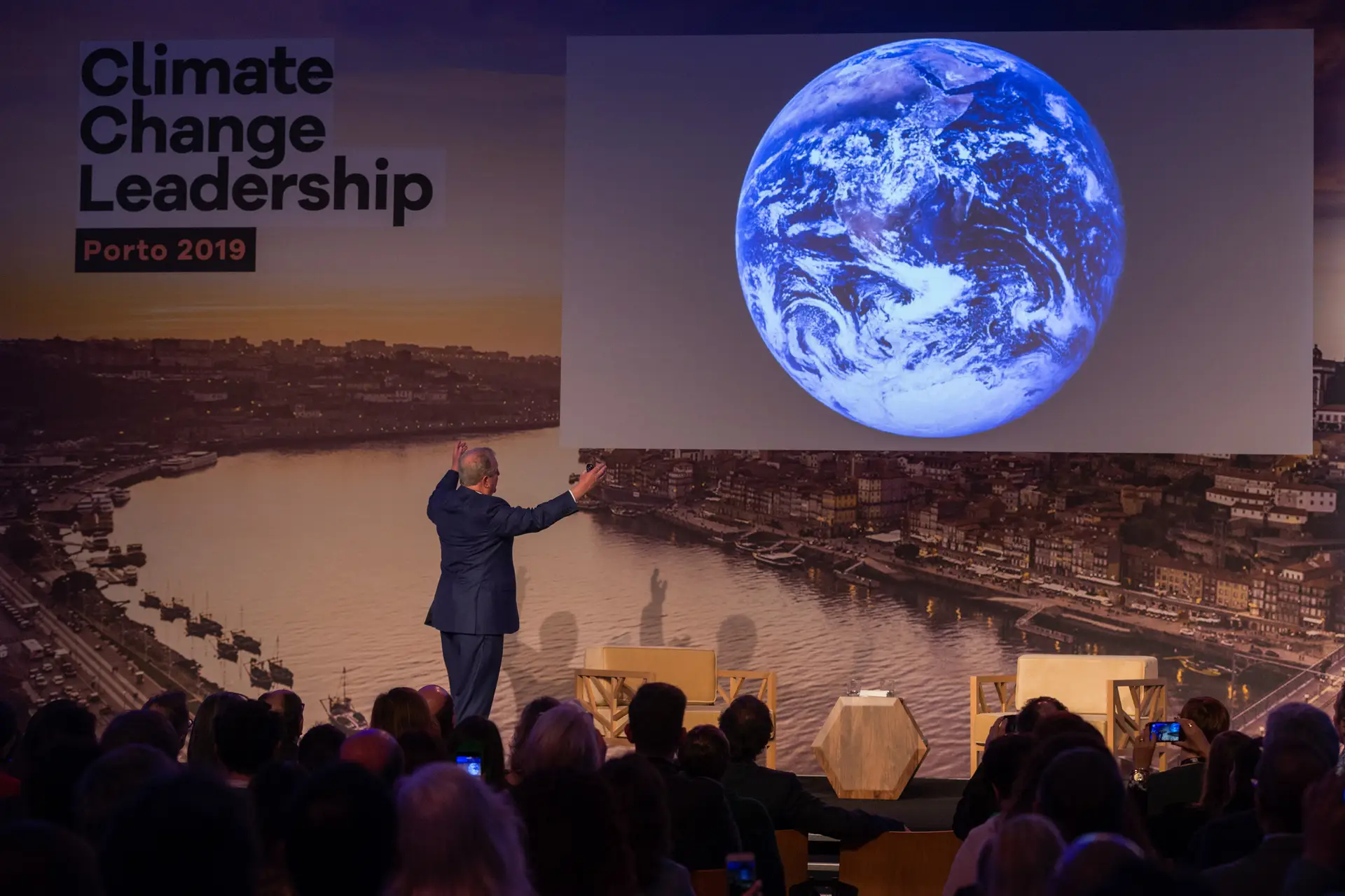 Al Gore afirma que combater alterações climáticas é "escolher o que está certo"