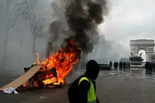 Vandalismo em Paris prejudica cidadãos