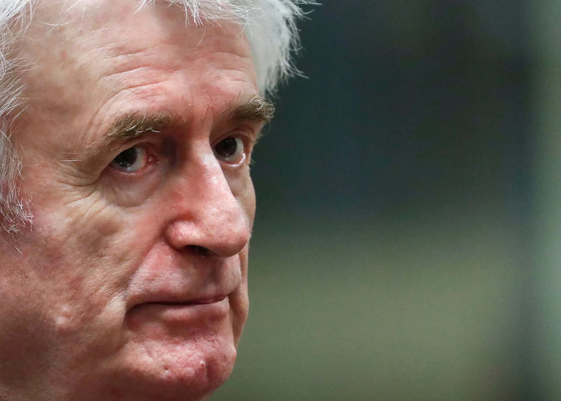 Quem é Radovan Karadzic, o homem das "mil caras"