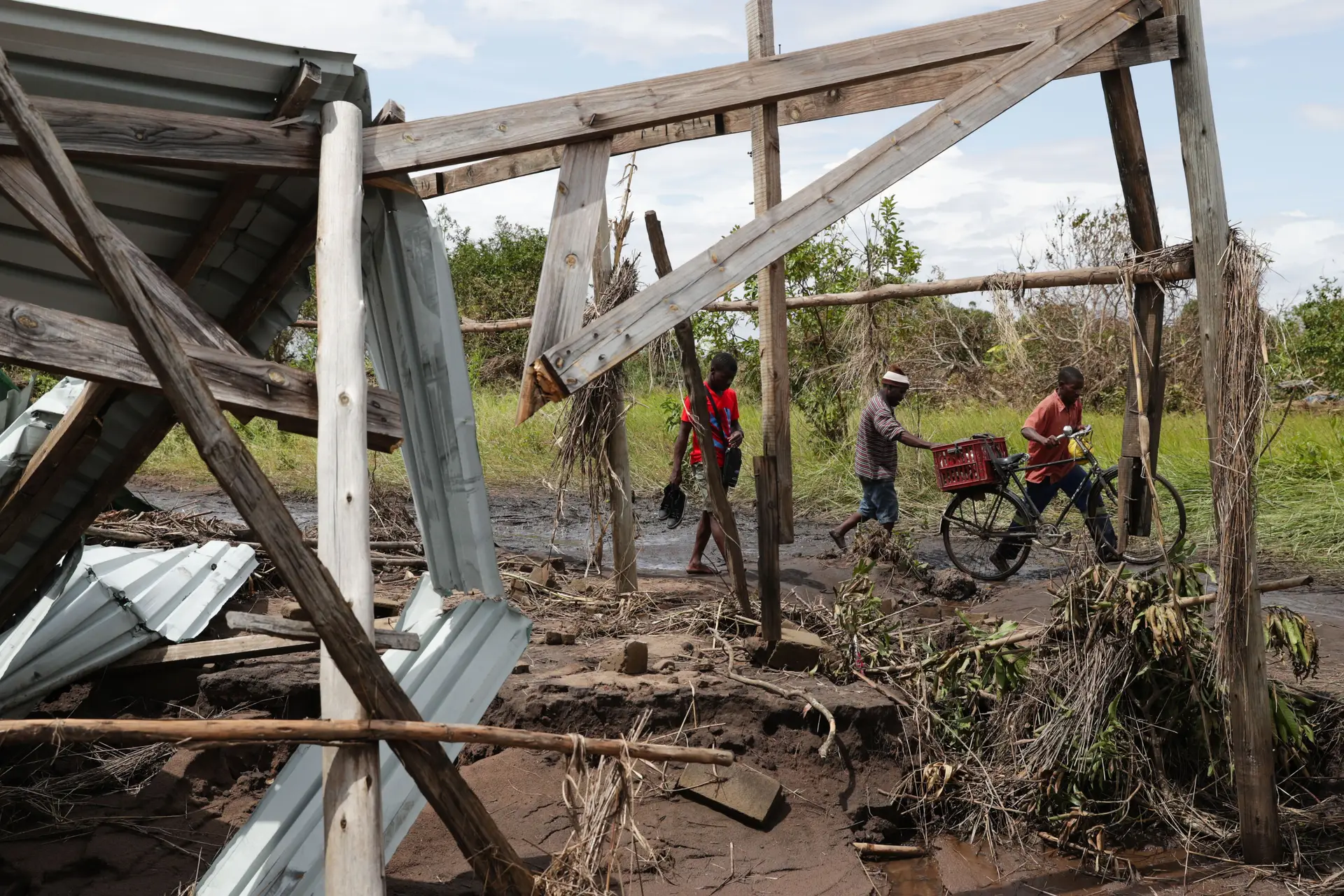 Número de mortos em Moçambique sobe para 446