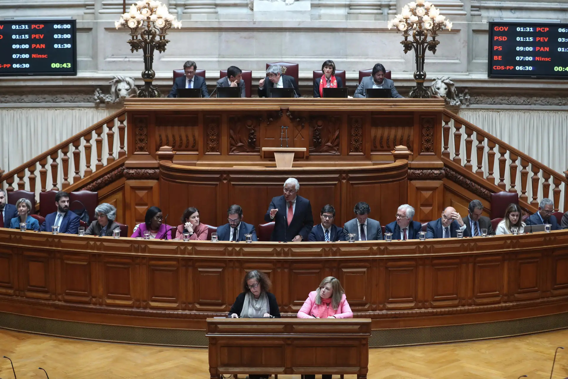 Revelados cinco novos casos de nomeações familiares no Governo