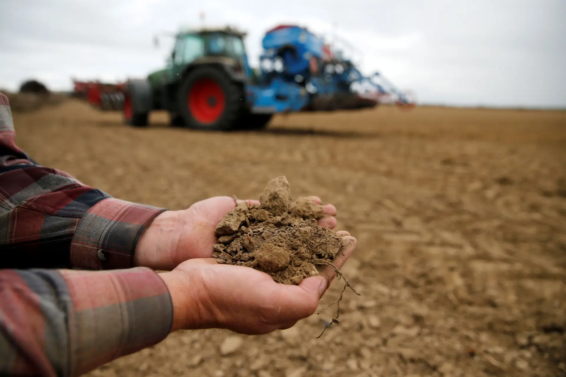 Governo vai identificar necessidades de investimento dos agricultores devido à seca