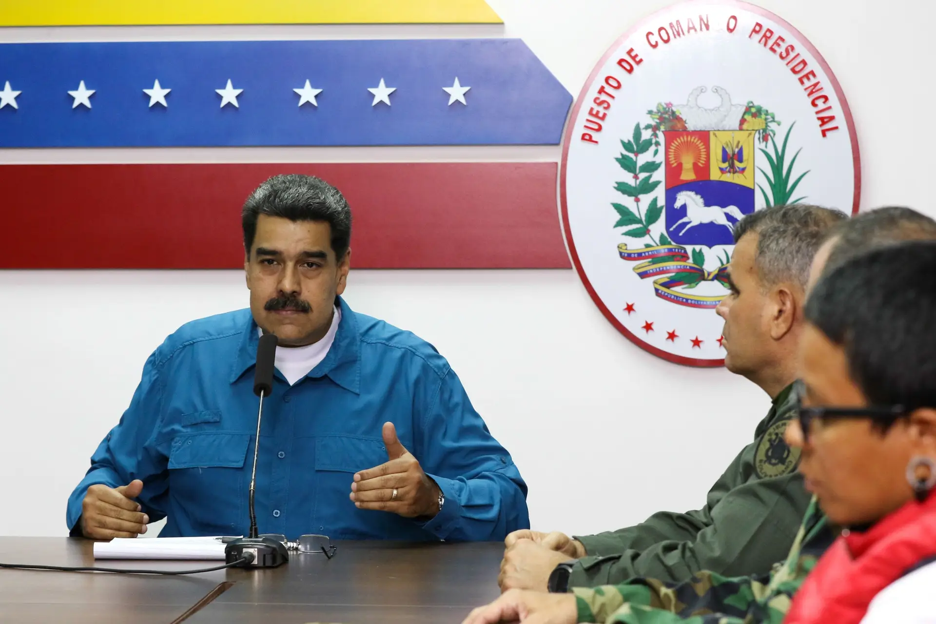 Maduro expulsa 13 oficiais das Forças Armadas Bolivarianas da Venezuela