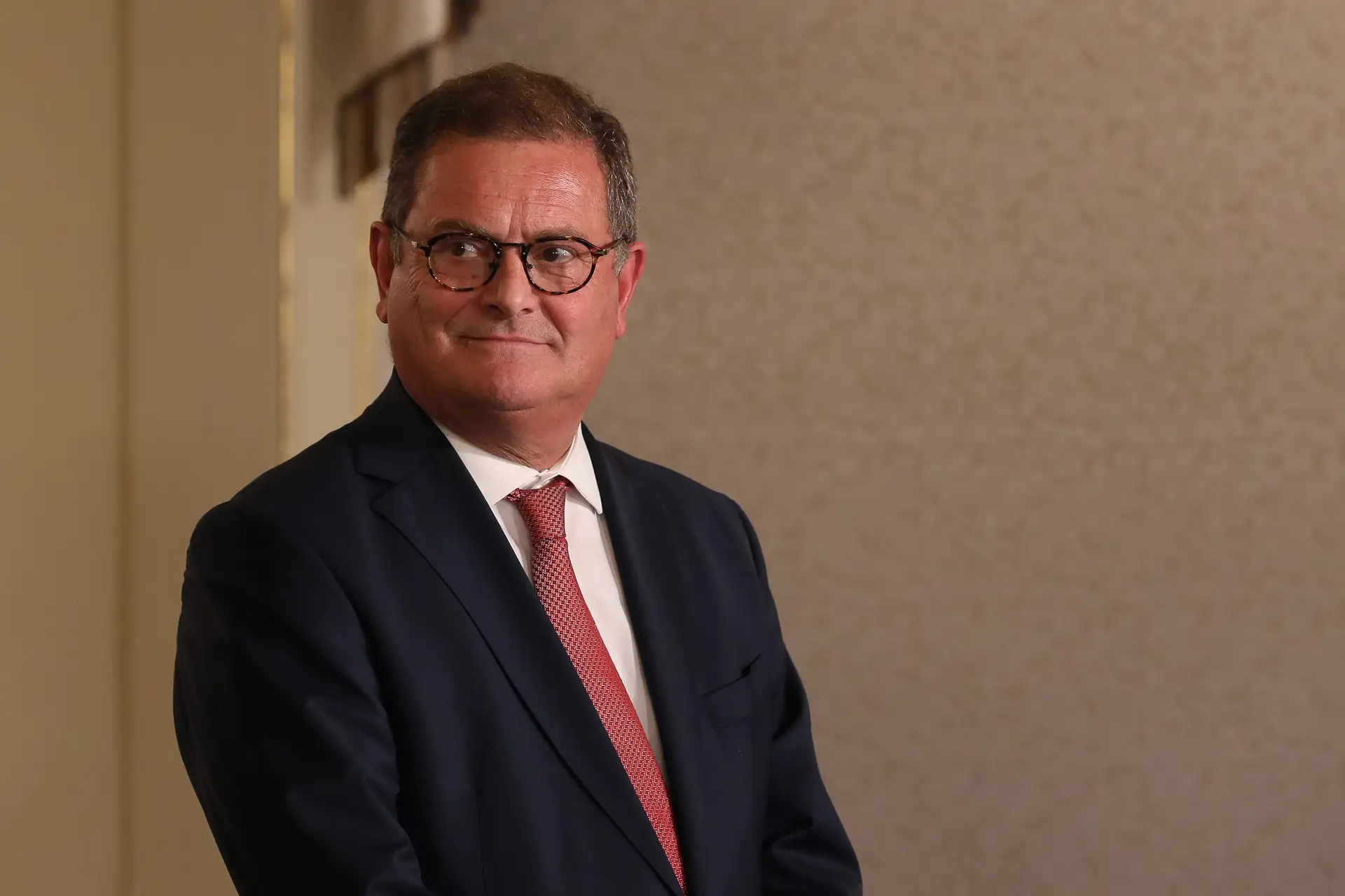 Morreu o deputado do PS João Ataíde das Neves