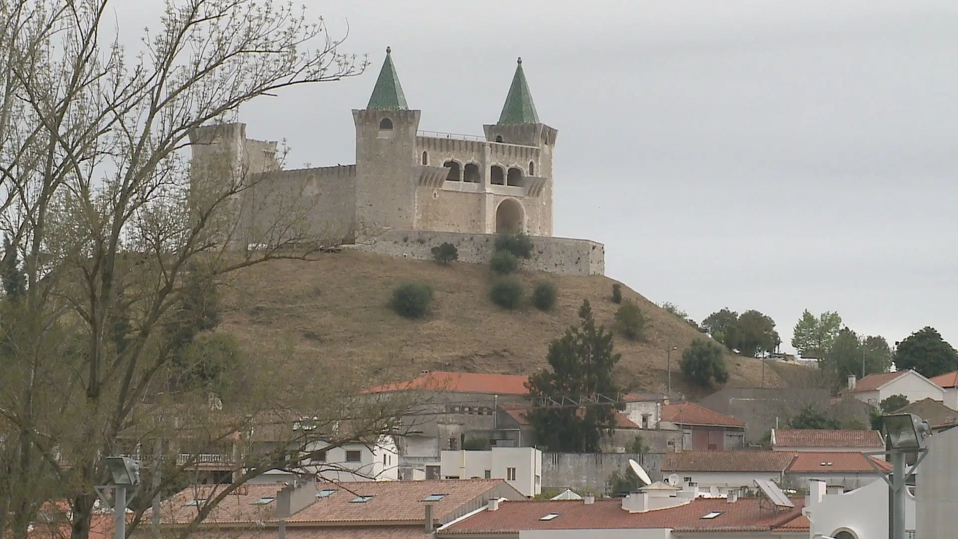 Porto de Mós está à procura de voluntários para IPSS, lares e pessoas isoladas
