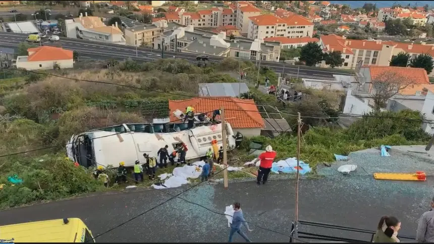 Vários feridos em acidente no Funchal —