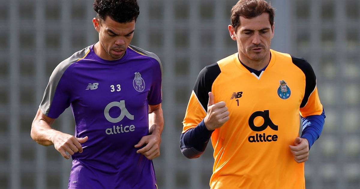 Pepe e Casillas felicitam FC Porto pela conquista do título quatro anos depois