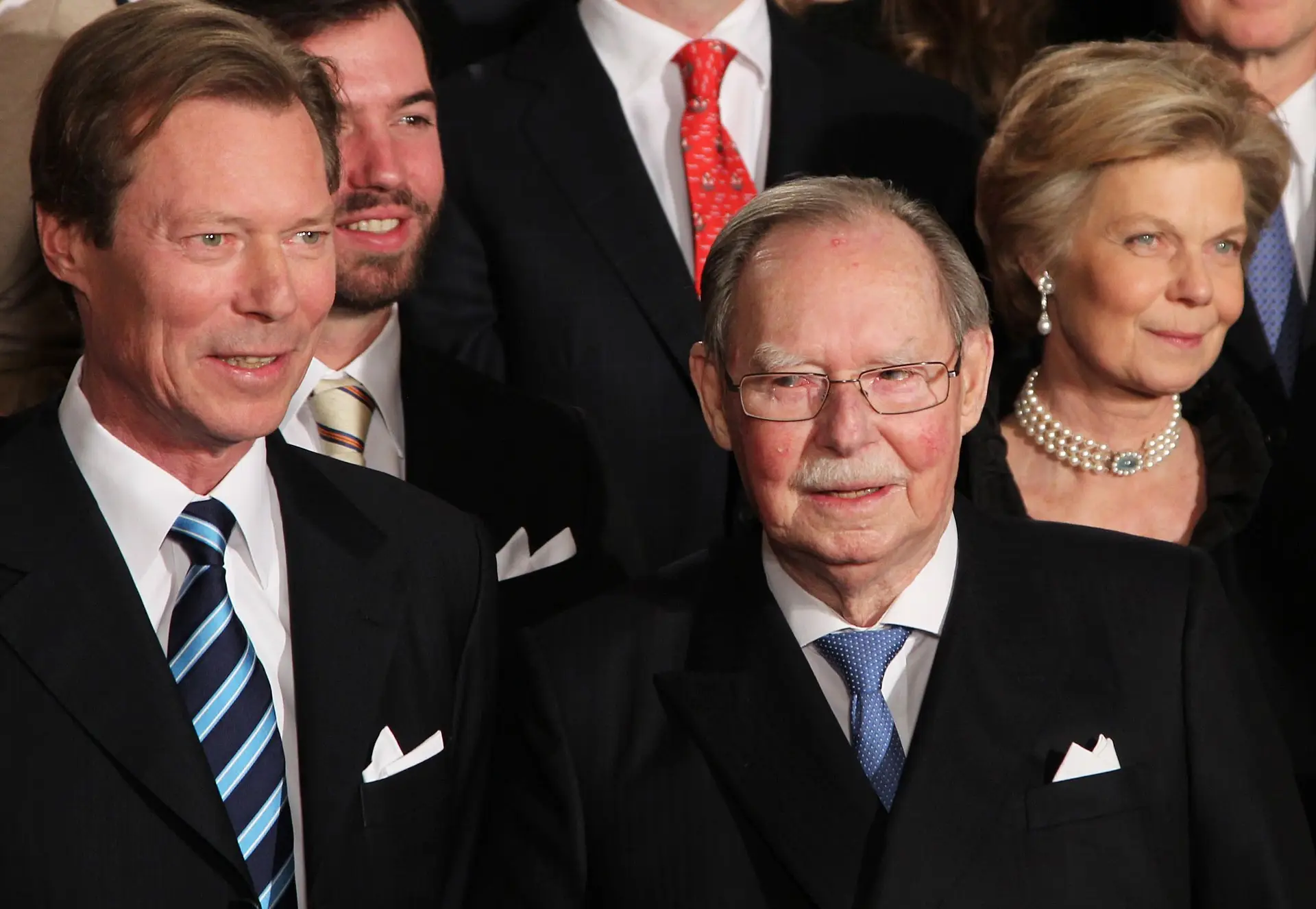 O grão-duque João do Luxemburgo (à direita) por ocasião das celebrações do seu 90º aniversário.