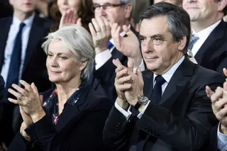 Antigo primeiro-ministro francês François Fillon julgado por corrupção