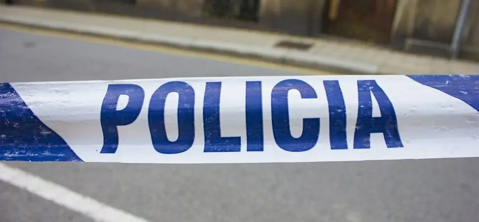 Mulher morta a tiro num parque de estacionamento em Lisboa