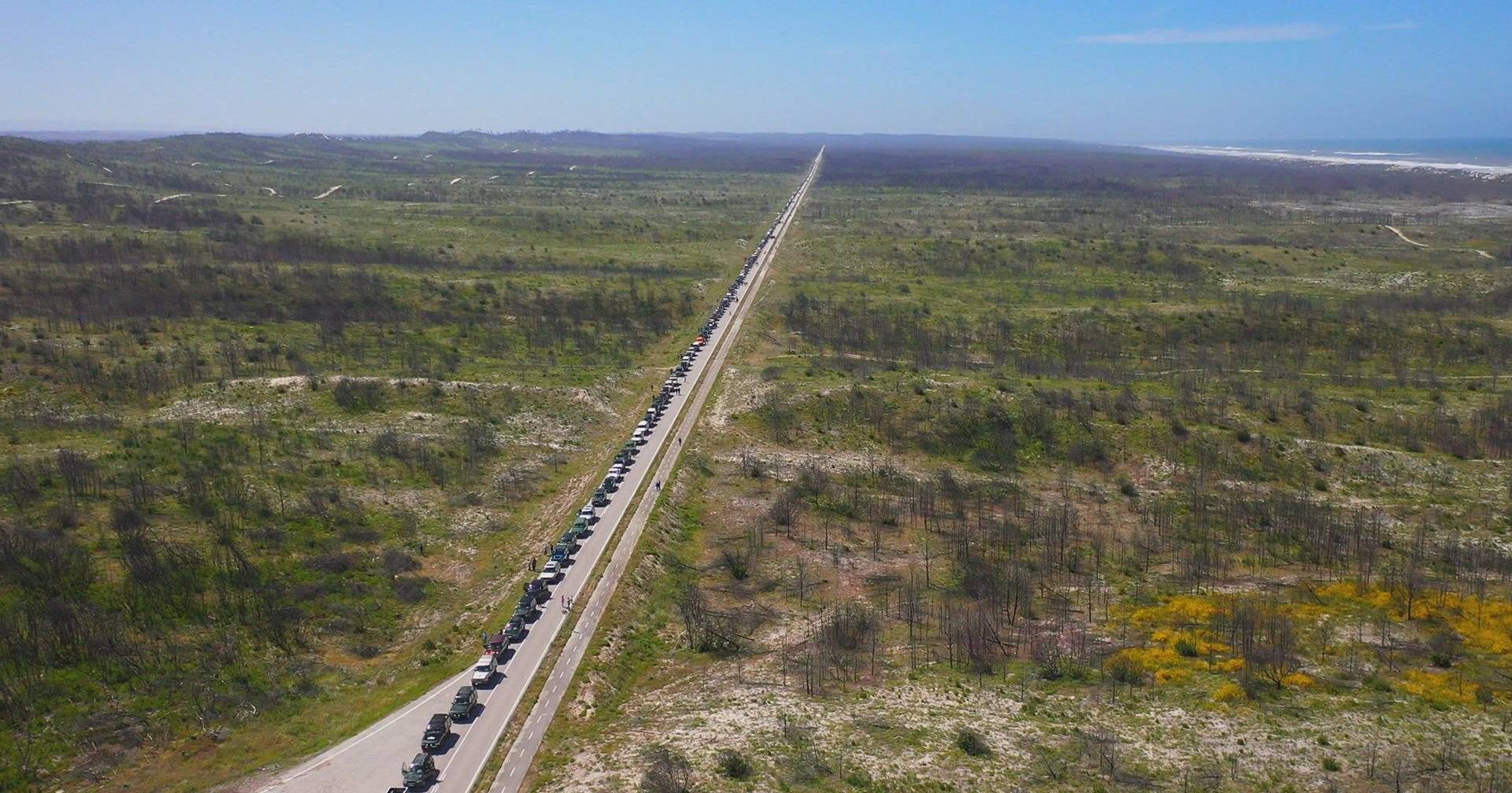 Concentração de Land Rover na Marinha Grande bate recorde do Guinness ...