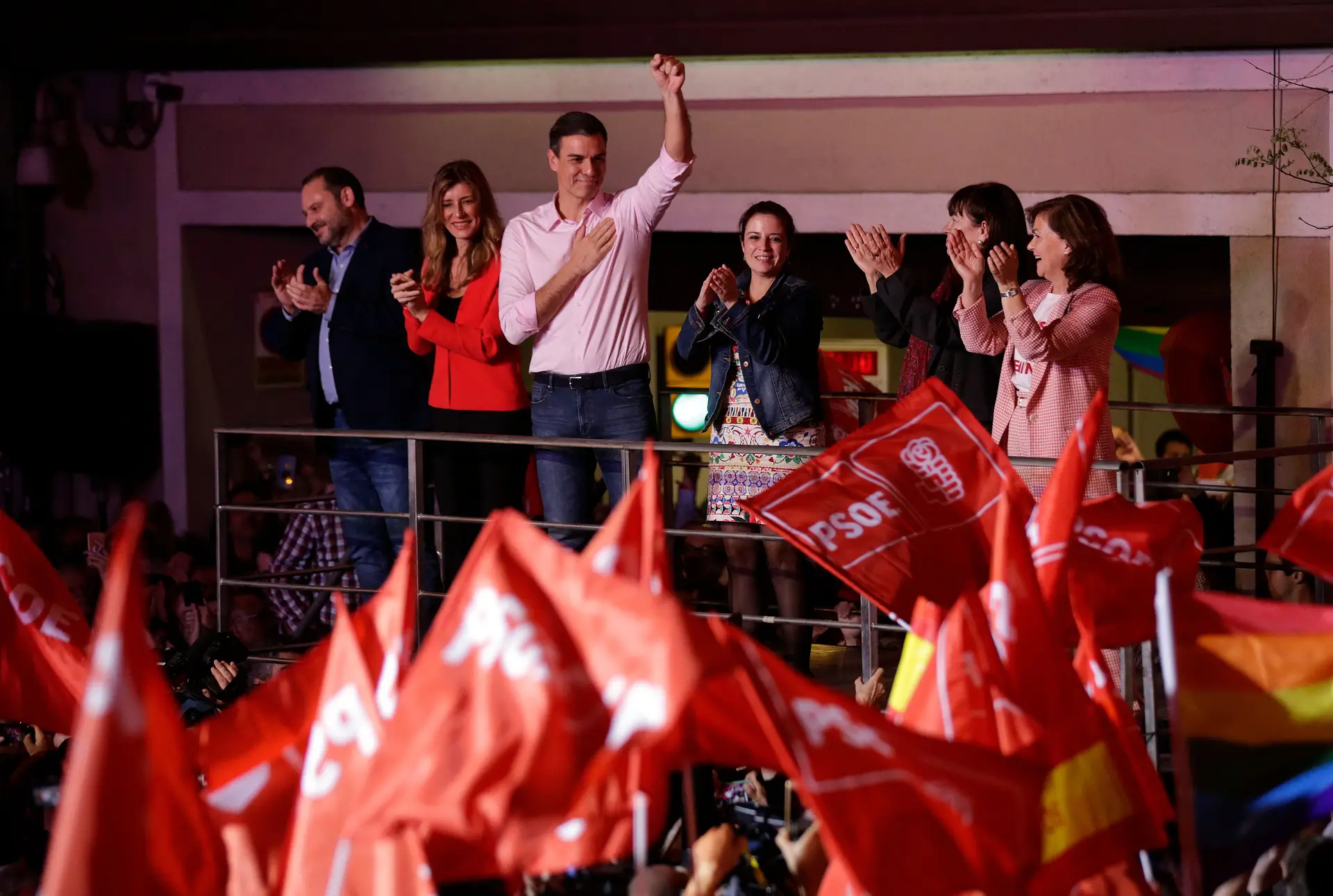António Costa felicita Pedro Sánchez pela vitória