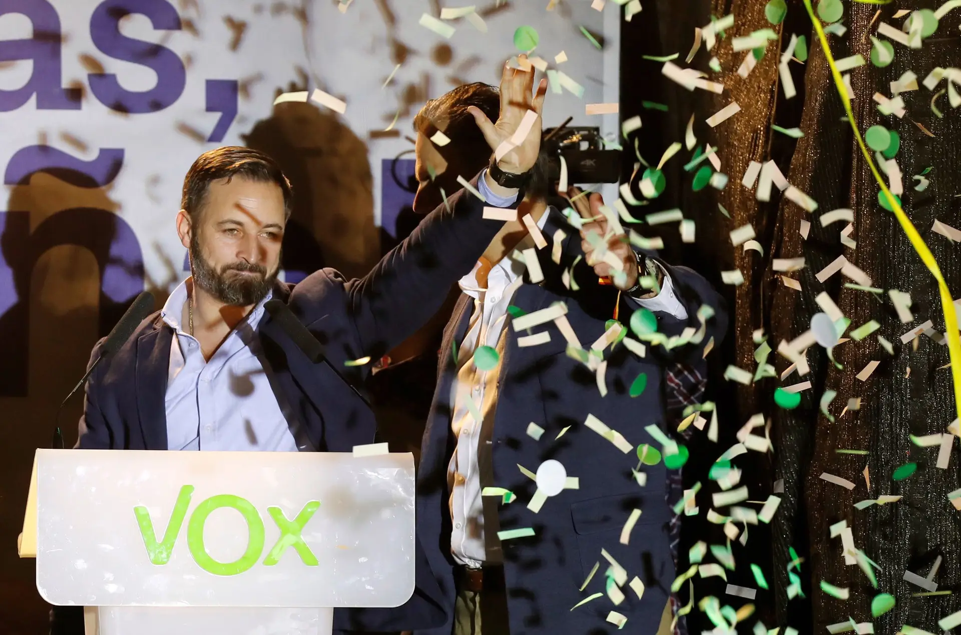 Líder do Vox agradece voto de confiança e promete não defraudar