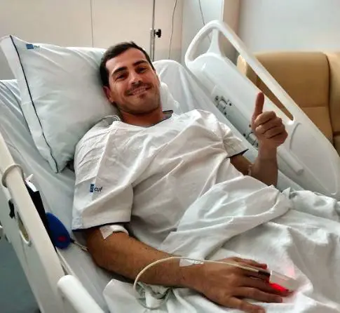 Casillas passou para os cuidados intermédios e continua a evoluir favoravelmente