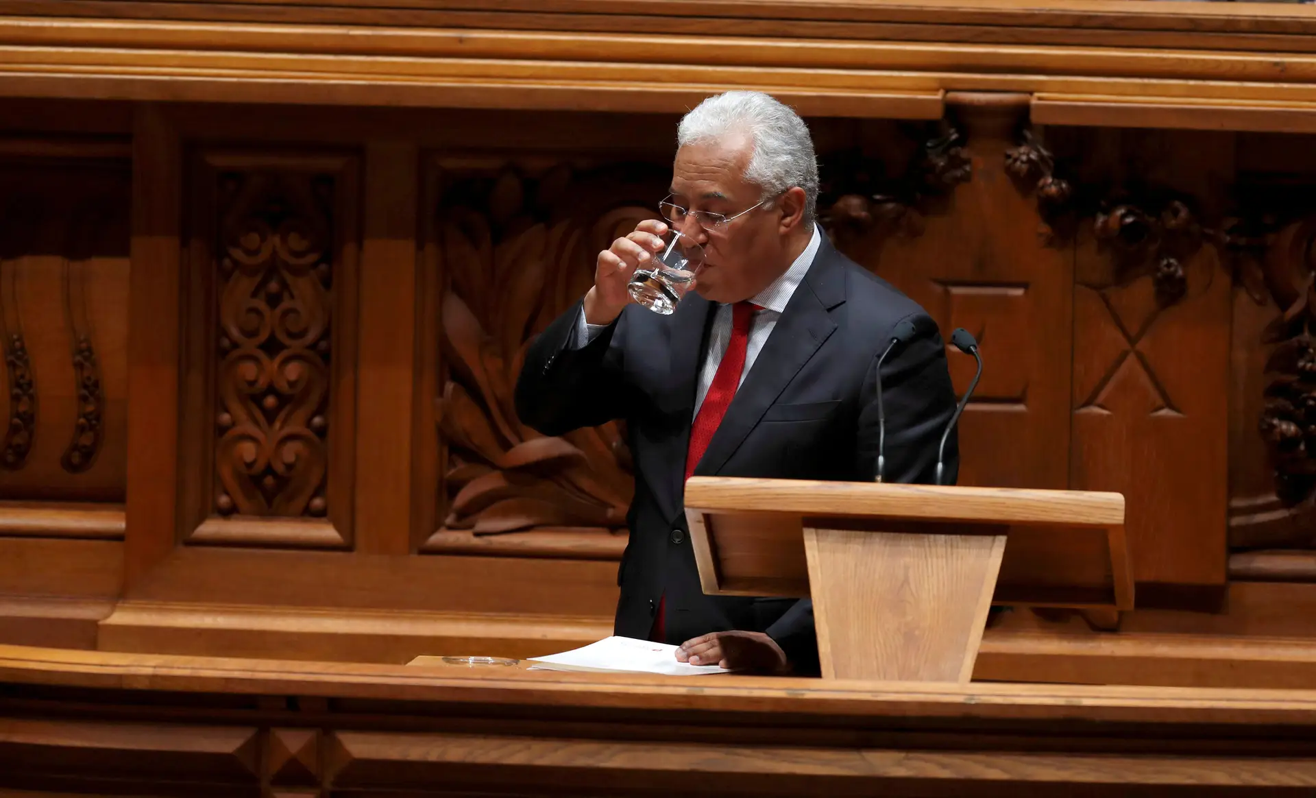 Costa convoca reunião de emergência do Governo