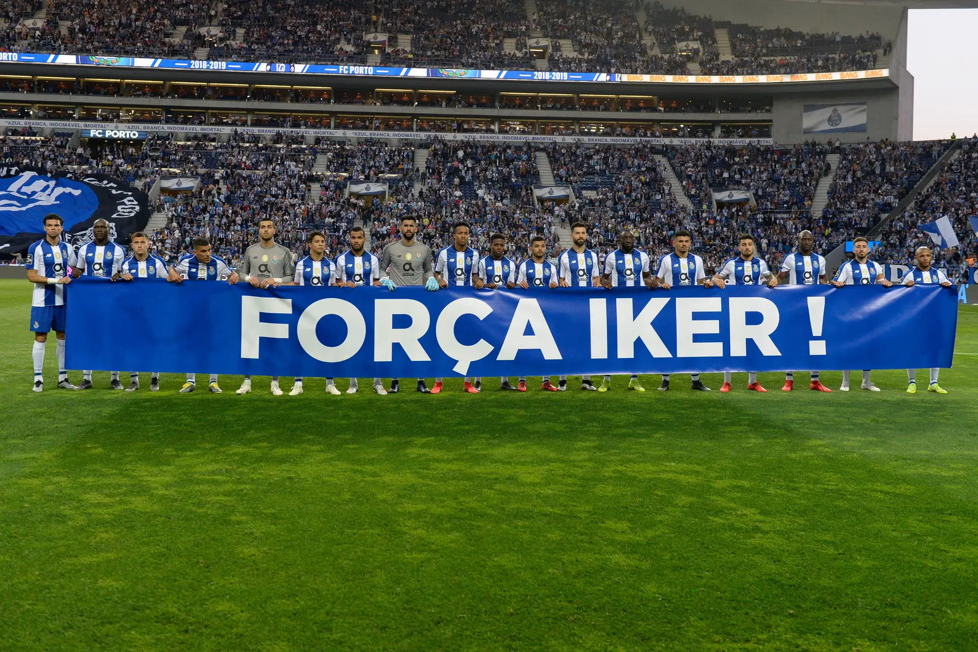 A homenagem a Iker Casillas no Estádio do Dragão