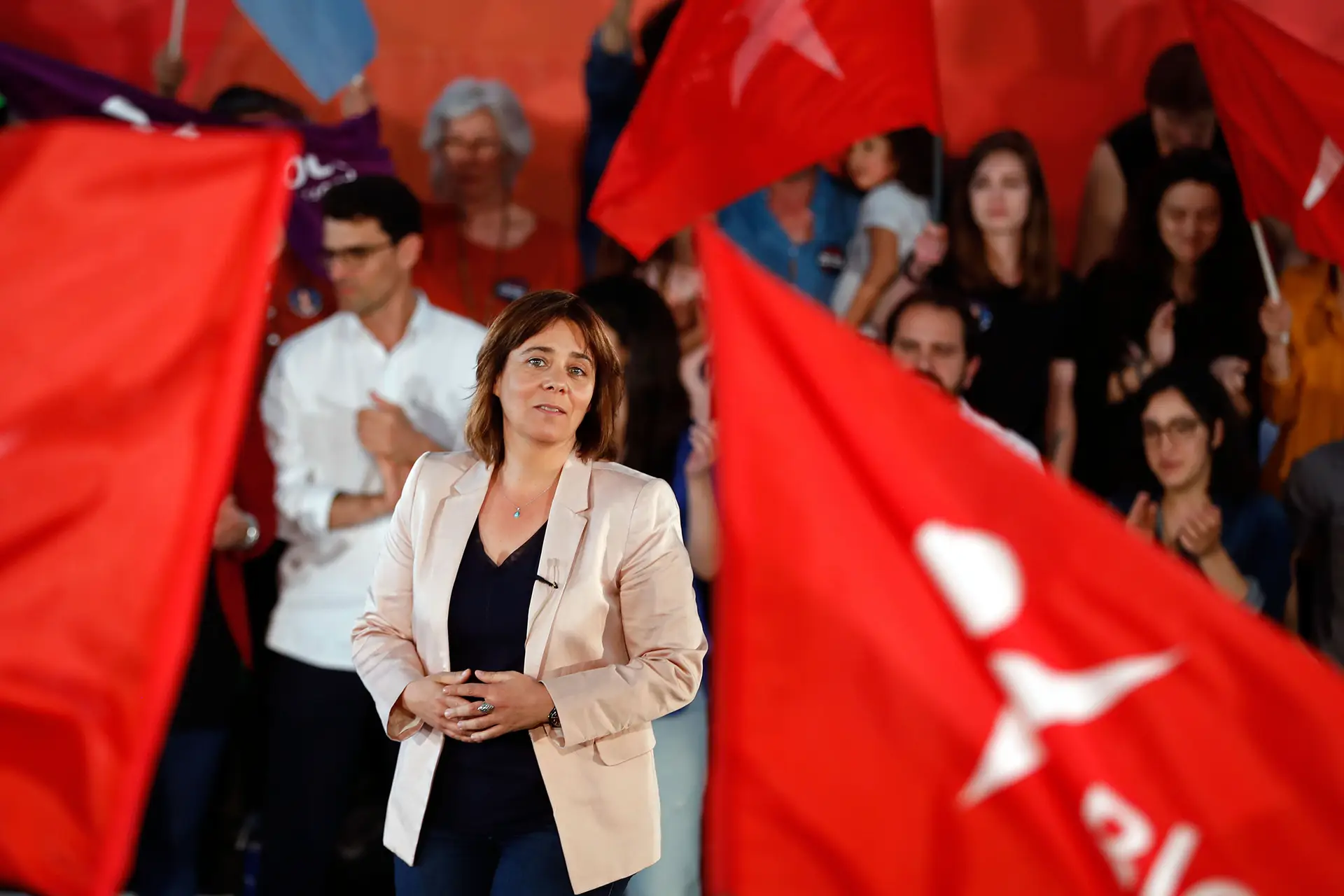 Catarina Martins critica "armadilha da direita" e mudanças de opinião sobre professores