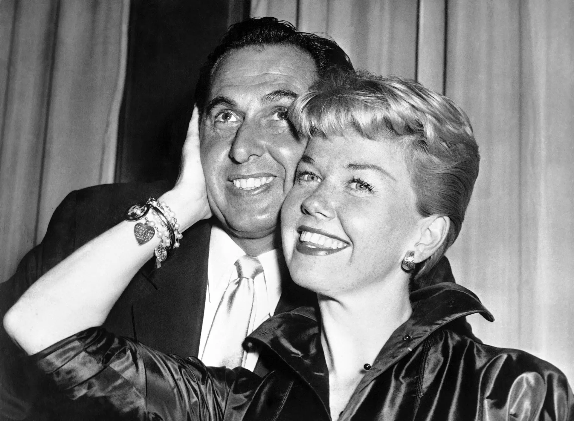 Doris Day e o marido e agente Martin Melcher em 1955