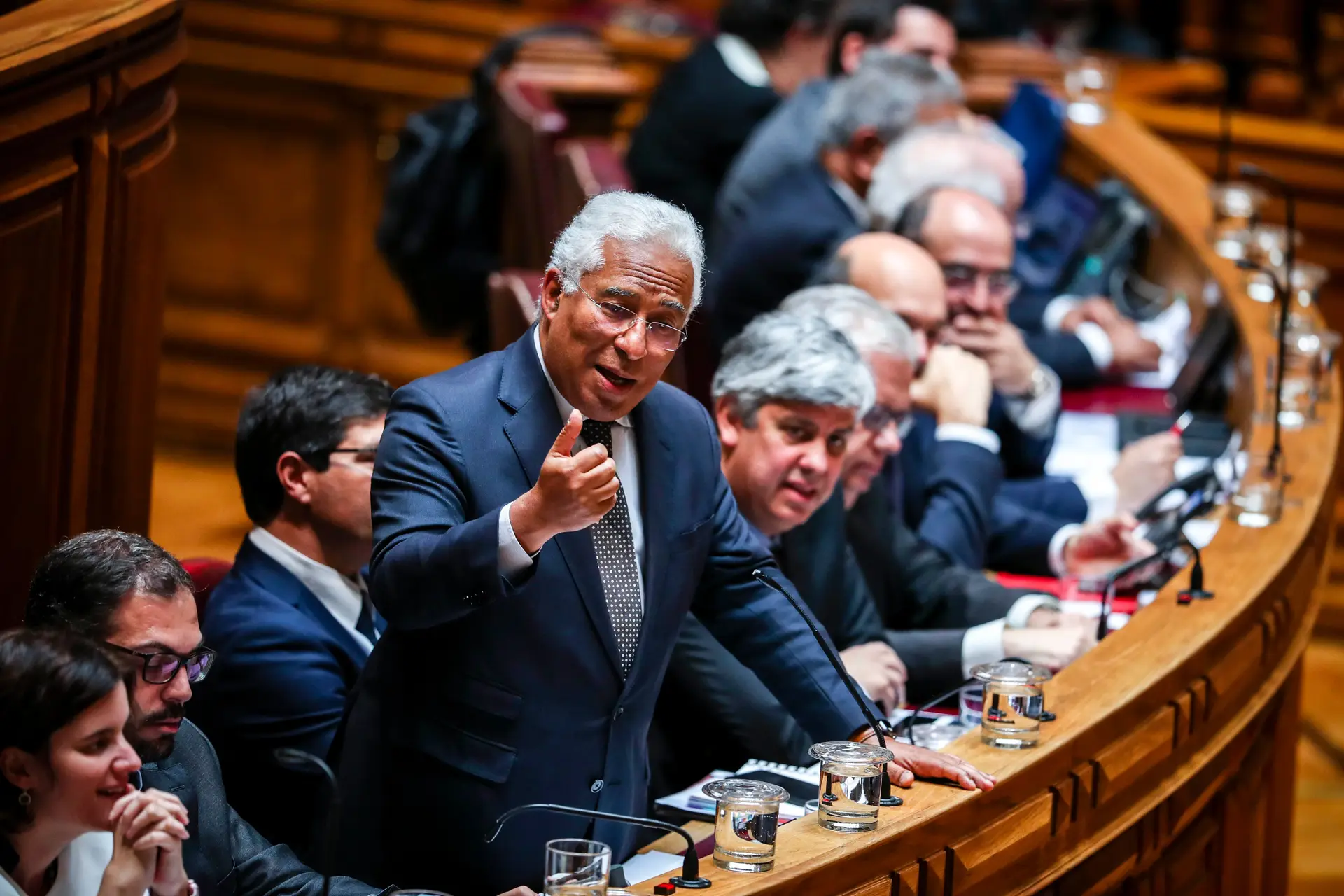 Questão ambiental abre último debate quinzenal da legislatura
