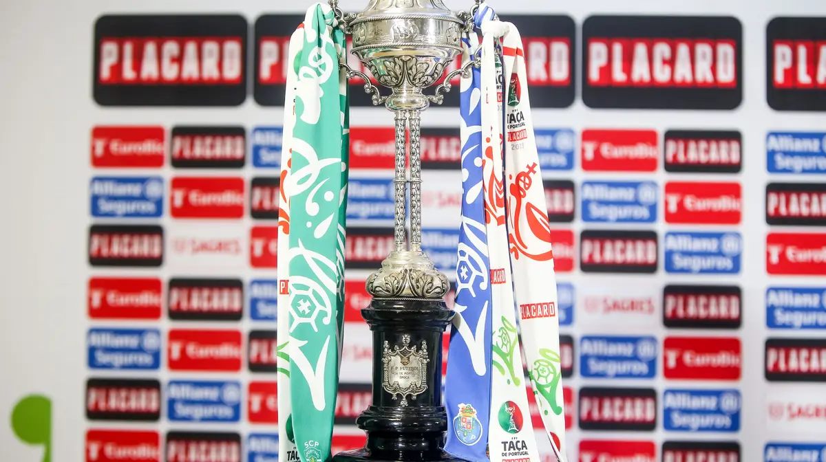 Troféu da Taça de Portugal.