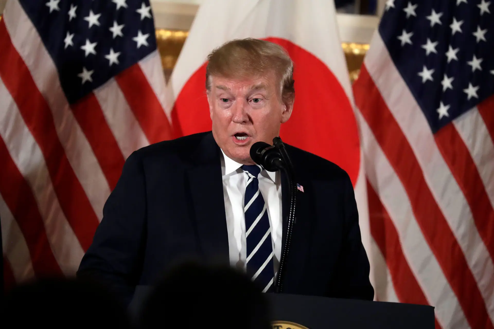 Trump vai recorrer da decisão de juiz que bloqueou fundos para construção do muro