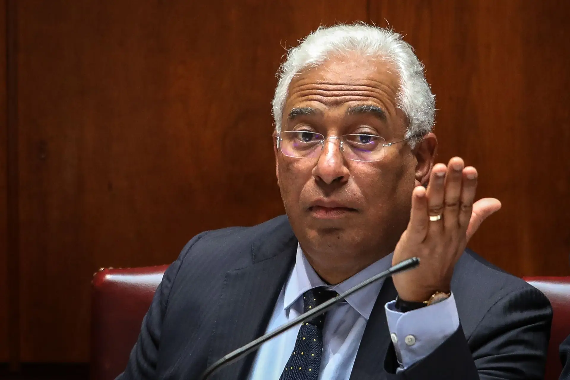 Costa considera modelo de prémios da TAP "incompatível" com empresa participada pelo Estado