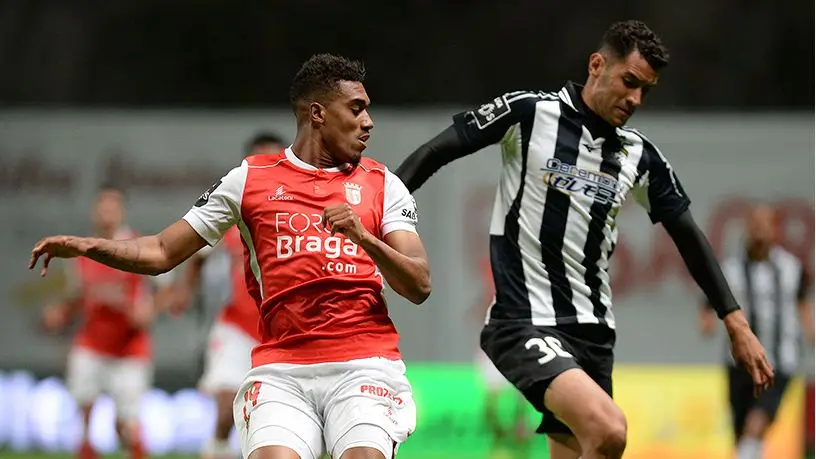 Vítor Tormena é reforço do Sporting de Braga