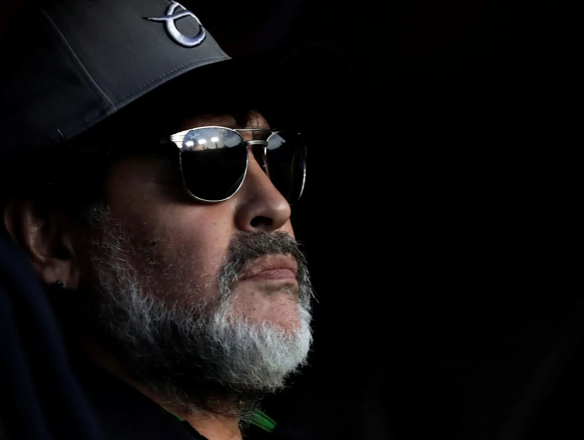 Maradona arrasa seleção argentina de futebol