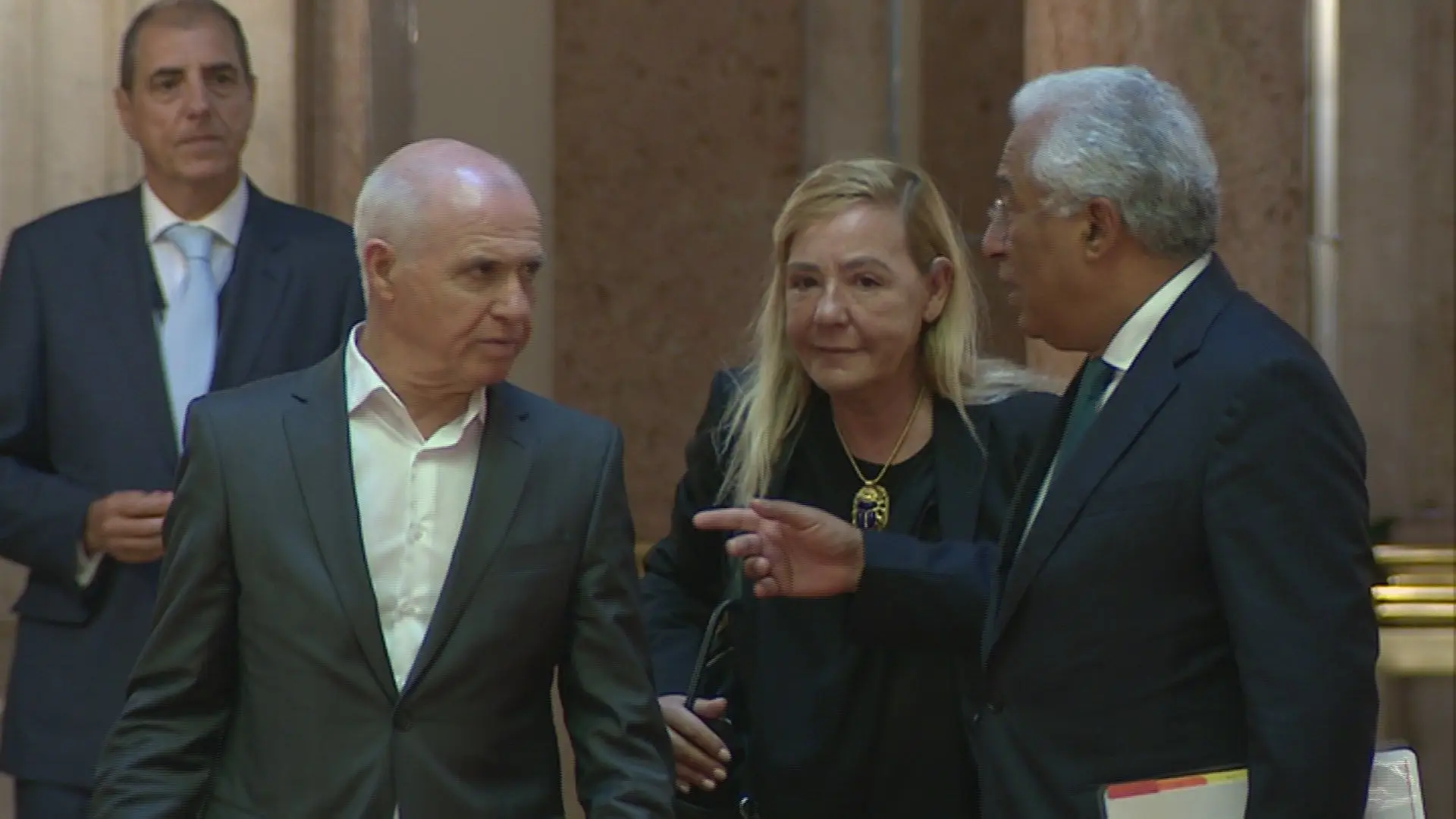 PS desafia PSD a apresentar propostas para aprovar Lei de Bases da Saúde