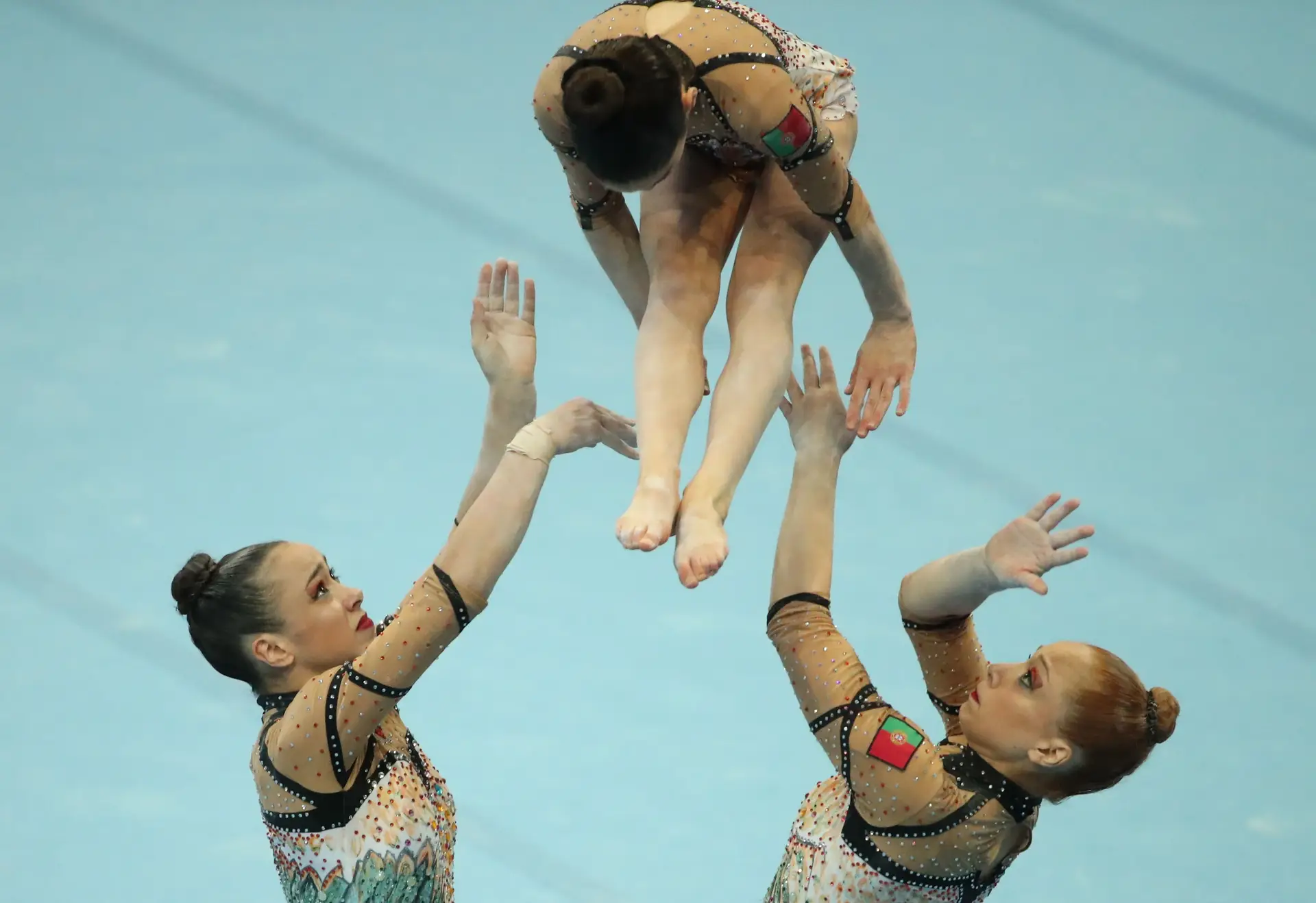 Trio de ginástica acrobática conquista prata horas depois do bronze em Minsk