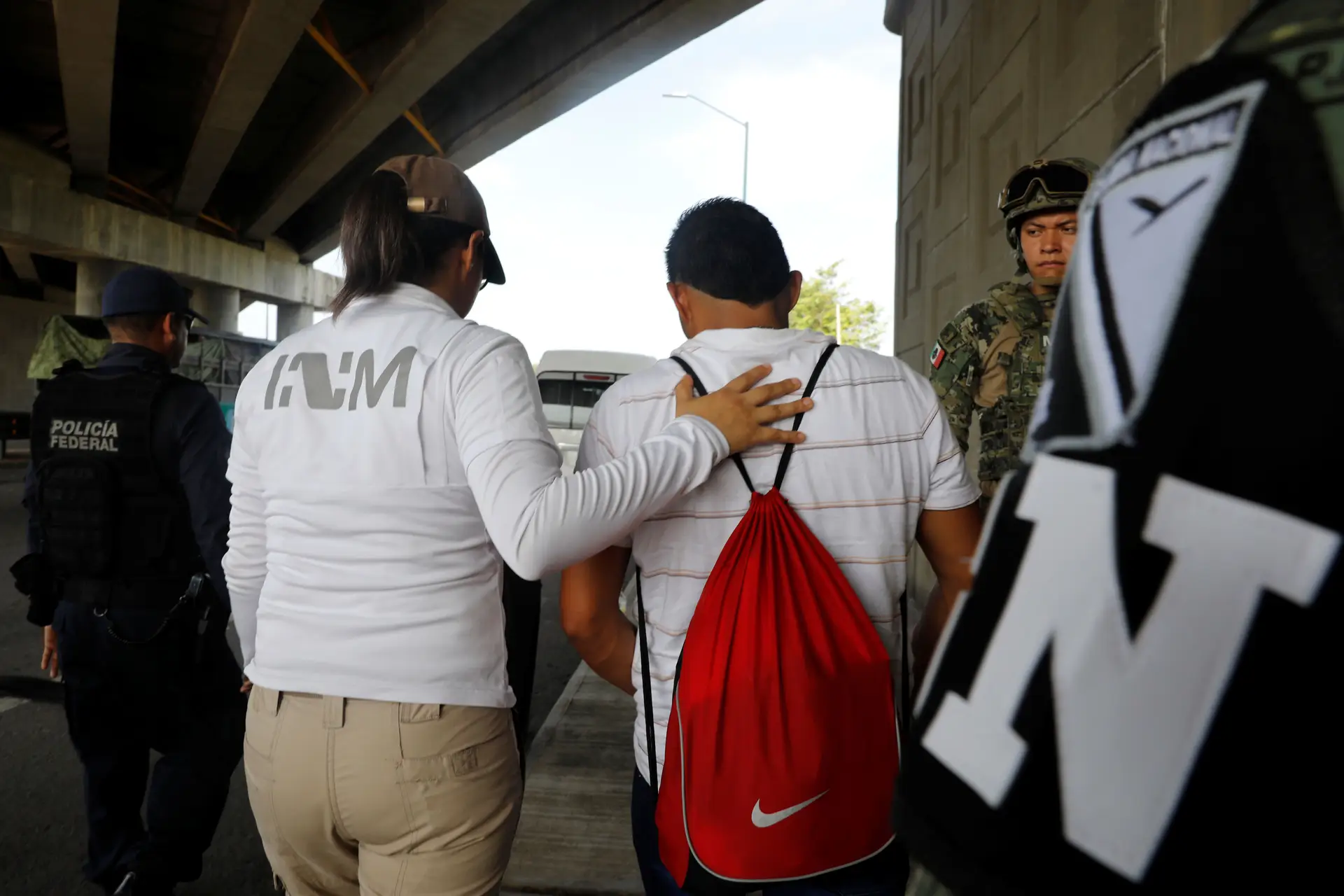 Procuradora de Nova Iorque considera racistas e xenófobas rusgas para deportar migrantes