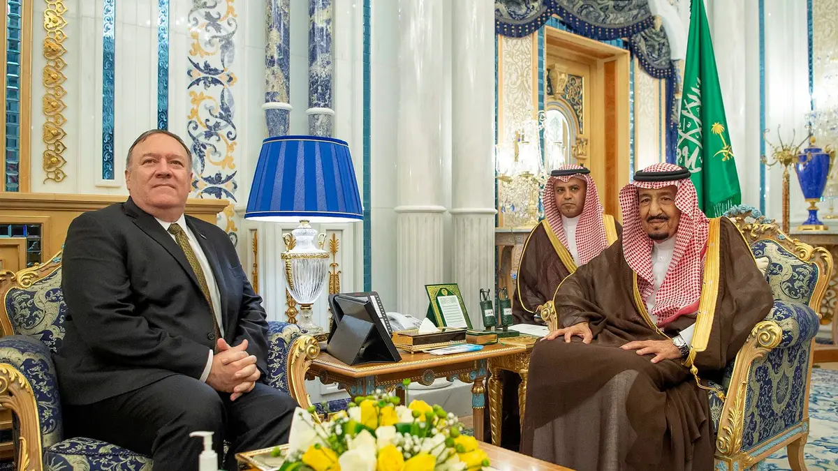 O Secretário de Estado norte-americano, Mike Pompeo, na Arábia Saudita para consultas sobre as tensões entre os EUA e o Irão