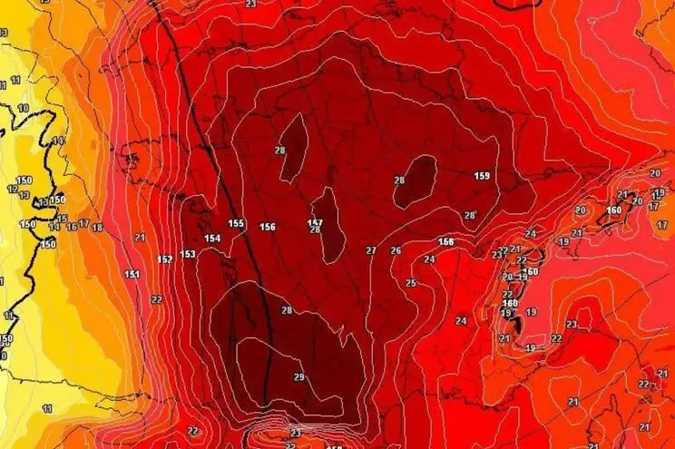 França "grita" com onda de calor