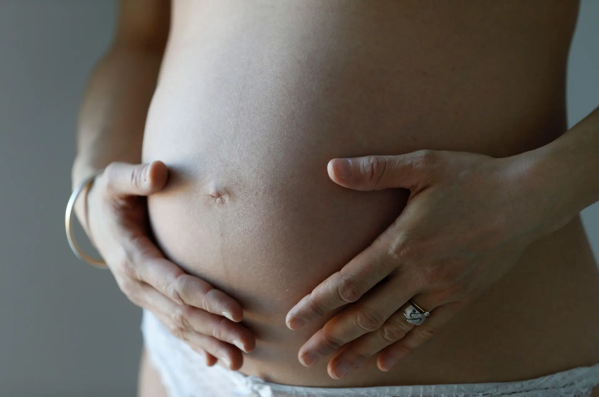Онкология беременных женщин. Беременна в 10. Make pregnant. Беременная последний фото с моим пузиком.