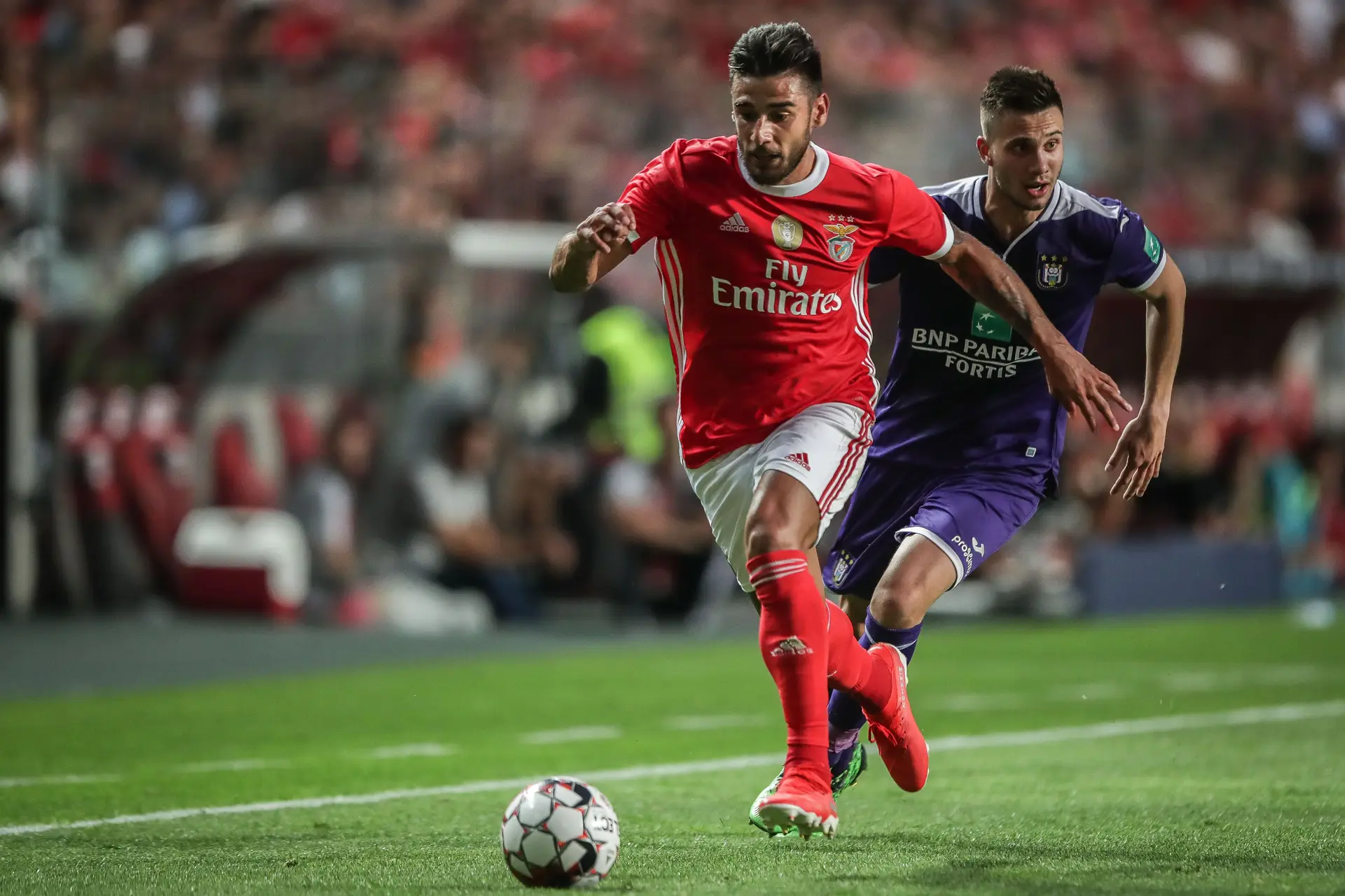 Benfica perde com Anderlecht no jogo de apresentação aos sócios