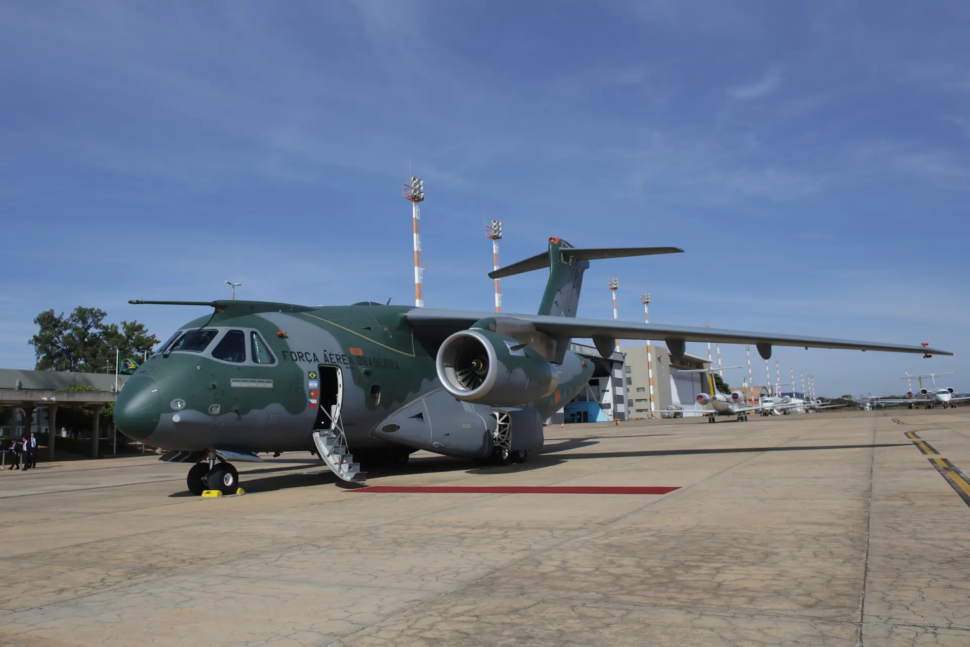 Avião KC-390 fez 1.ª missão operacional. Voou entre Brasil e Portugal