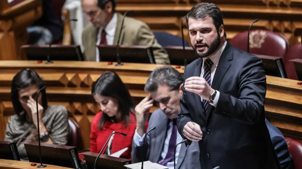 PS fala em falhas na gestão da CGD e defende relatório final despido de "partidarite"