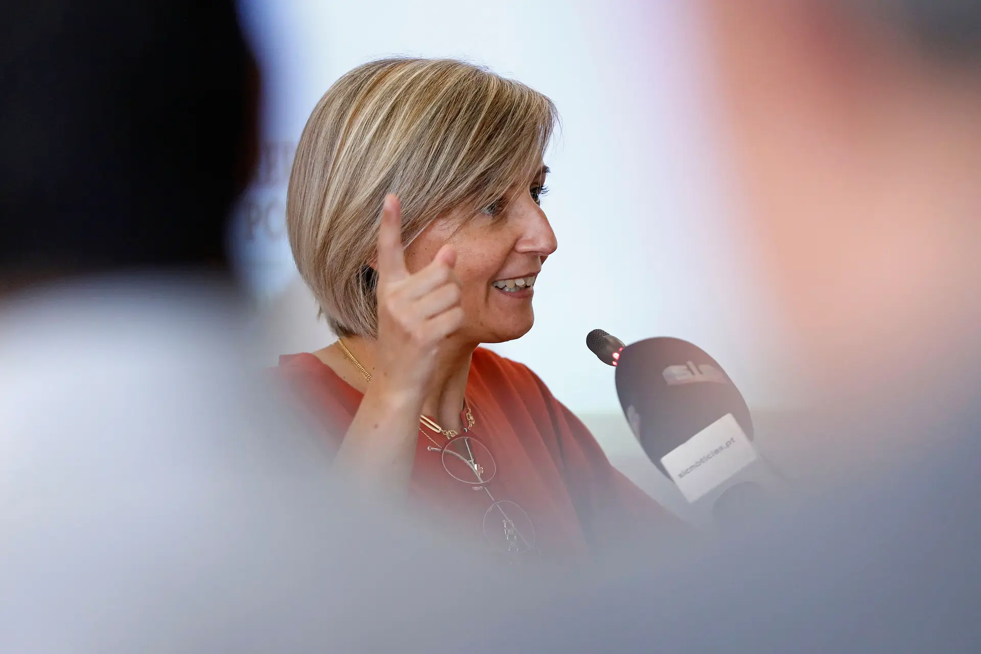 Ministra da Saúde rejeita acusações de "vingança" da bastonária dos Enfermeiros